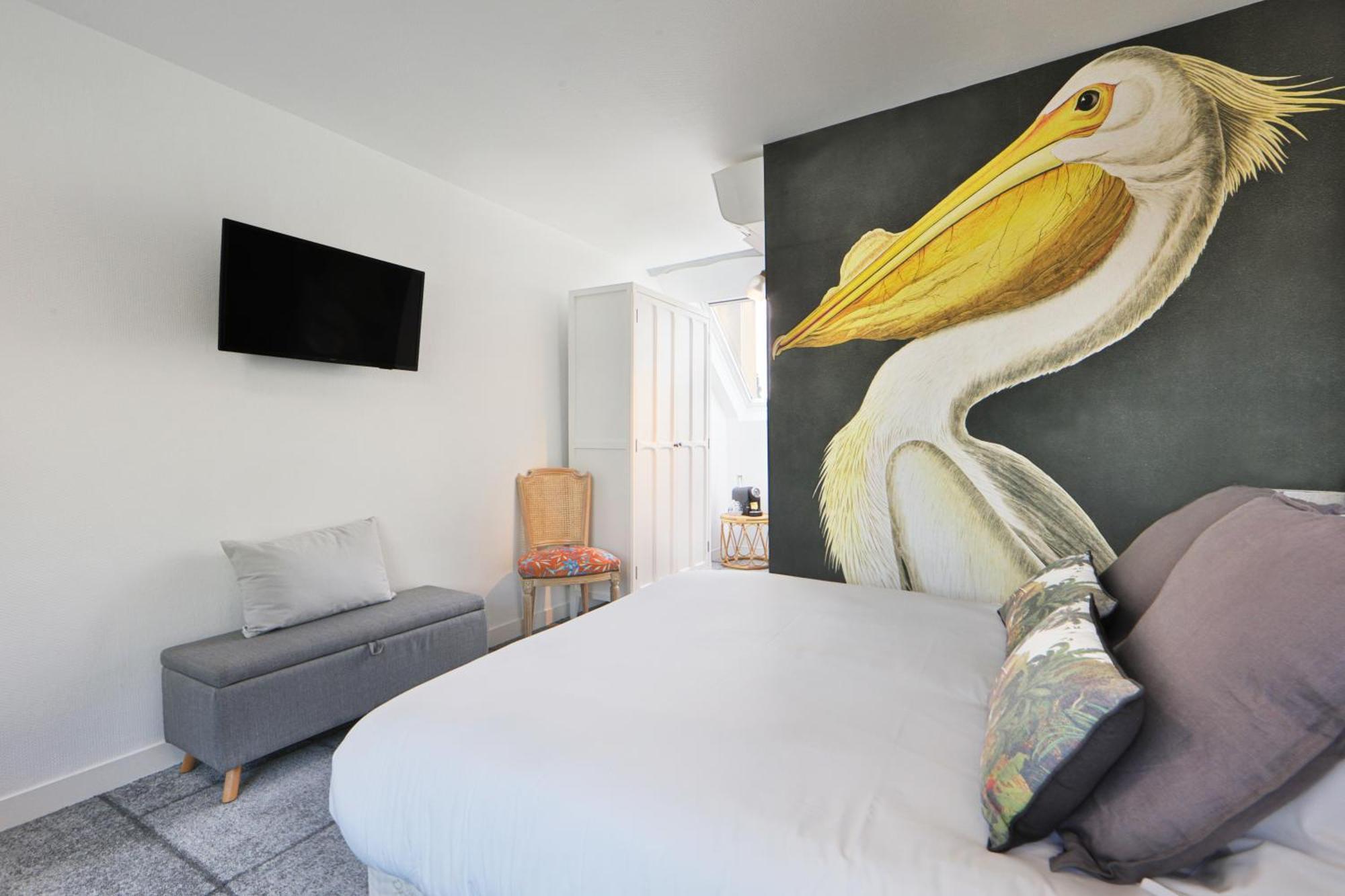 Logis Hotel & Restaurant Du Sauvage La Ferte-Gaucher Room photo